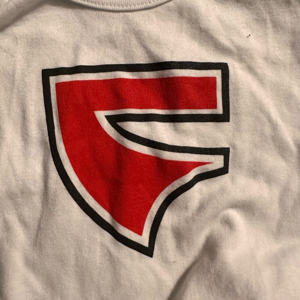 FREE WITH PURCHASE vintage women’s muscle tank - Picture 4 of 4